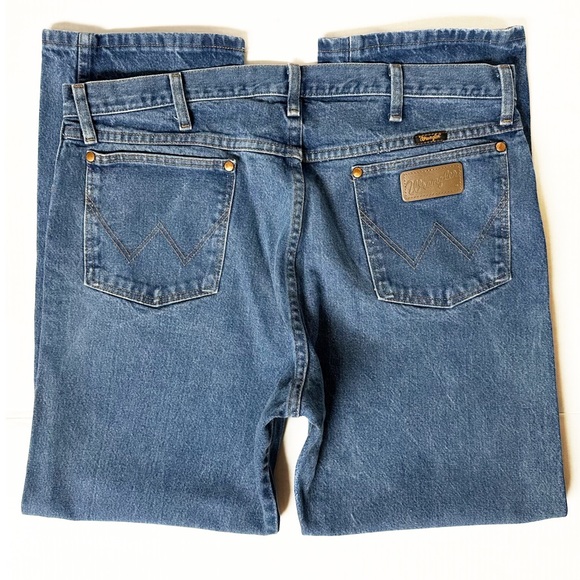WRANGLER Cowboy Cut Jeans Size 38X30 - Picture 4 of 5